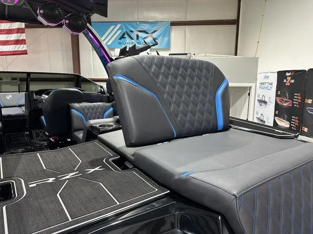 Slide: The Image of Tigé 24RZX 2025 - 8