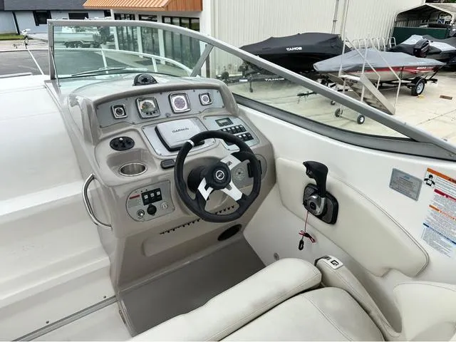 Slide: The Image of Chaparral SIGNATURE CRUISER 270 SIGNATURE 2011 - 6