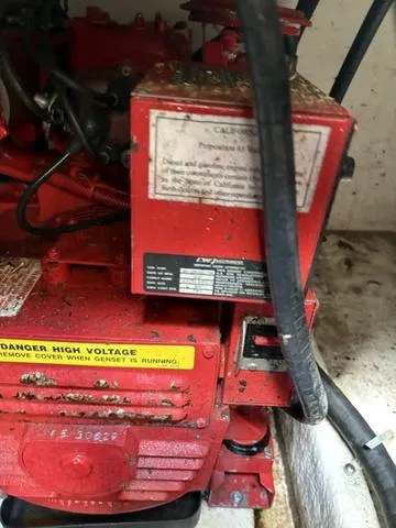 Slide: The Image of Bayliner 3258 1998 - 18