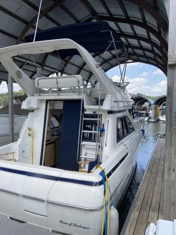 Slide: The Image of Bayliner 3258 1998 - 6