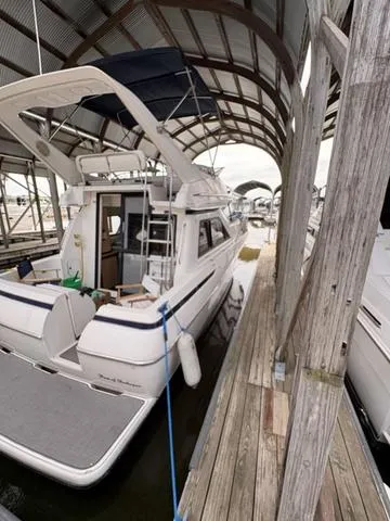 Slide: The Image of Bayliner 3258 1998 - 7