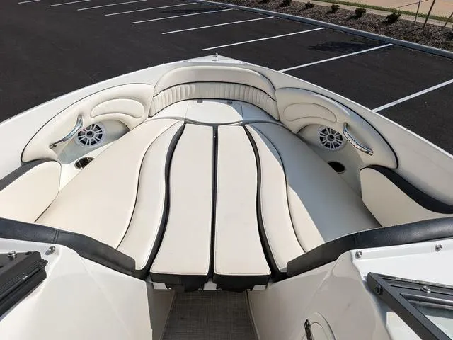 Slide: The Image of Stingray 250 LR 2022 - 30