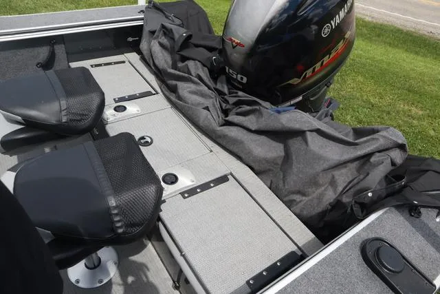 Slide: The Image of G3 Angler V1850SF 2022 - 19