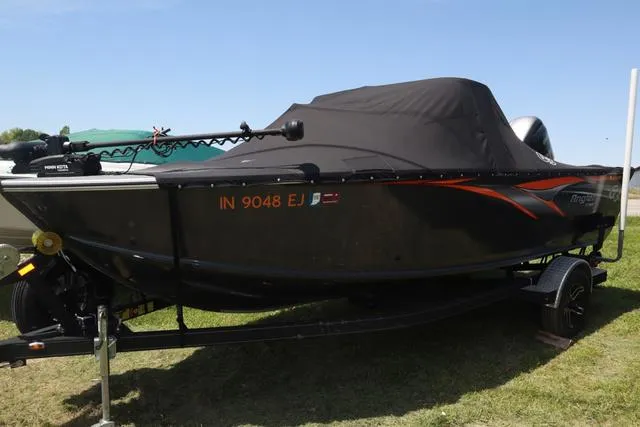 Slide: The Image of G3 Angler V1850SF 2022 - 2