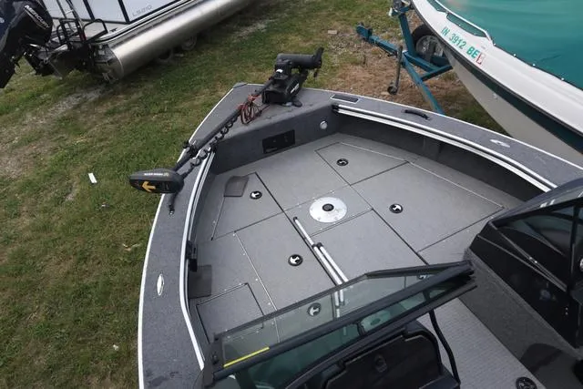 Slide: The Image of G3 Angler V1850SF 2022 - 6