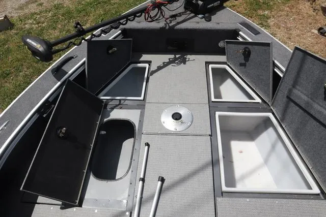 Slide: The Image of G3 Angler V1850SF 2022 - 8