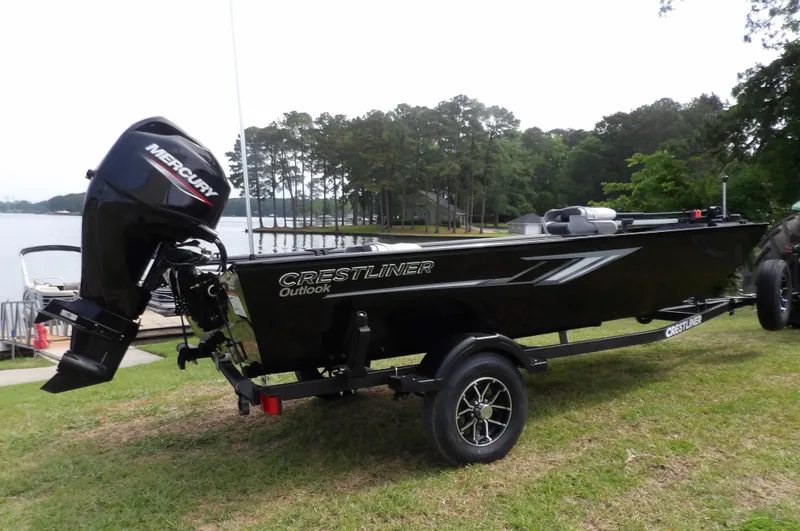 Slide: The Image of Crestliner C16OS OUTLOOK STICK STEER 2025 - 11