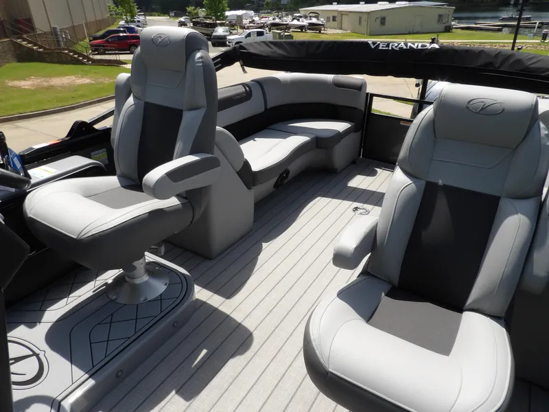 Slide: The Image of Veranda VR22RC 2025 - 12