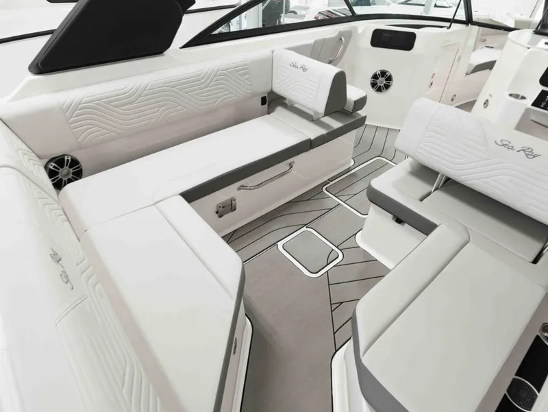 Slide: The Image of Sea Ray SDX 250 Surf 2025 - 5