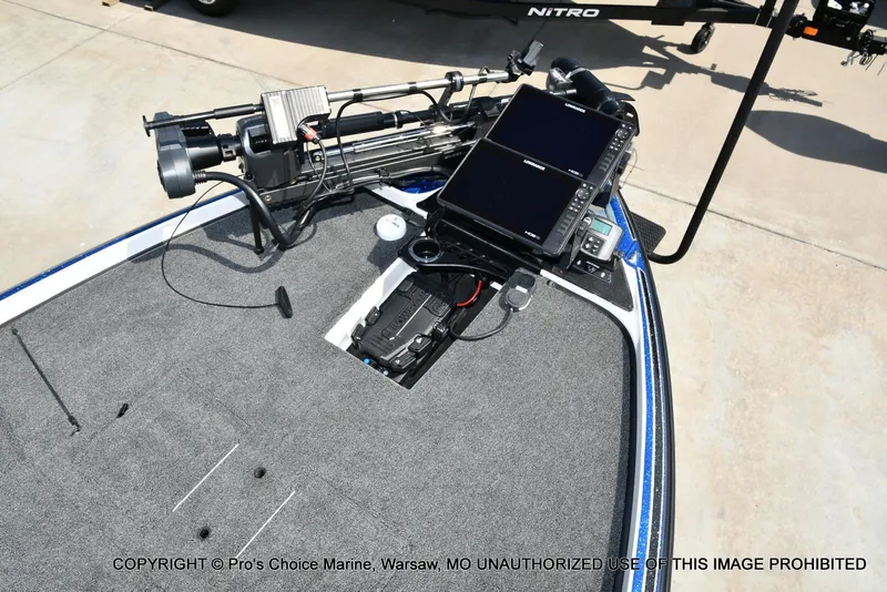 Slide: The Image of 2023 Nitro Z21 XL Pro boat with advanced navigation and fishing equipment. - 11