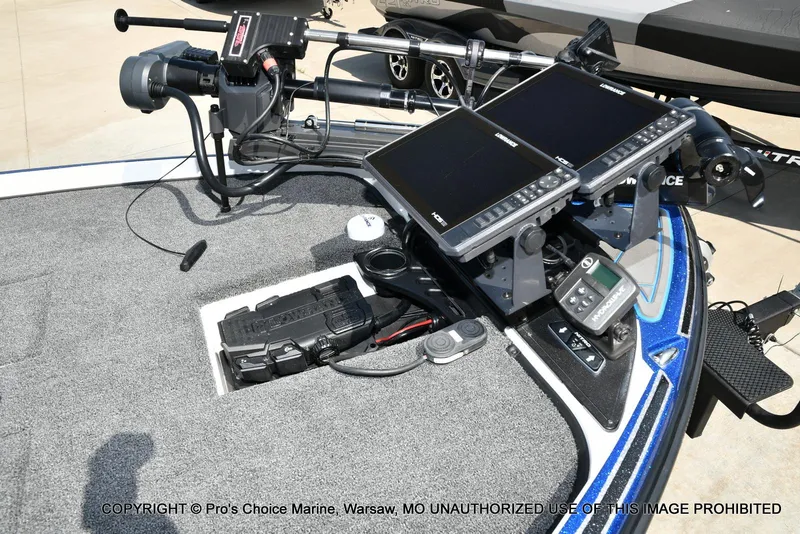 Slide: The Image of 2023 Nitro Z21 XL Pro boat with advanced navigation and control systems. - 3