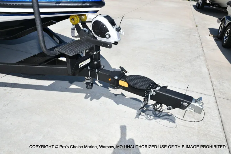 Slide: The Image of 2023 Nitro Z21 XL Pro boat trailer hitch and winch system on concrete surface. - 33