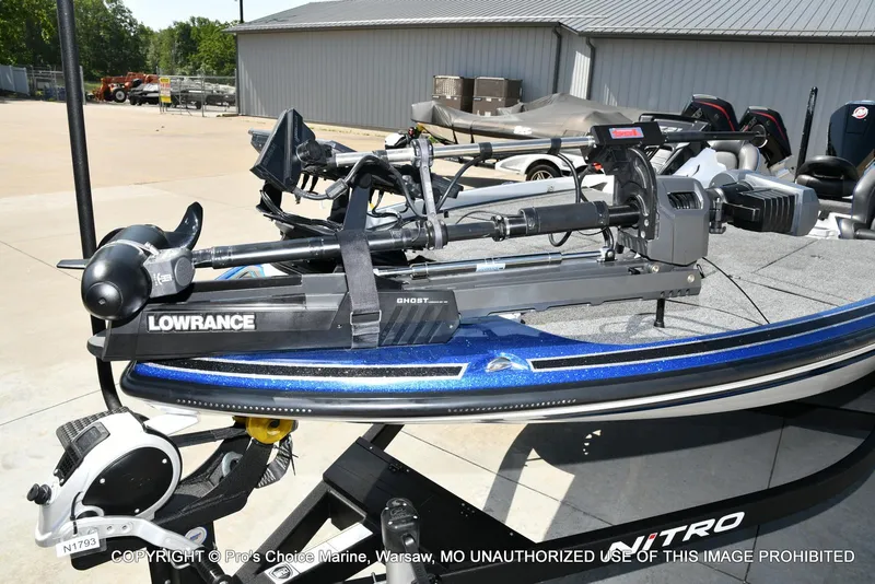 Slide: The Image of 2023 Nitro Z21 XL Pro boat with Lowrance Ghost trolling motor on trailer. - 5