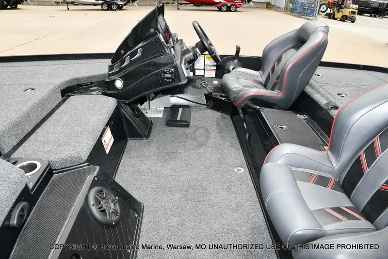 Slide: The Image of 2020 Nitro Z20 Pro boat interior with dual seats and control console. - 12