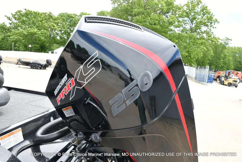 Slide: The Image of 2020 Nitro Z20 Pro boat with Mercury 250 Pro-XS 4 Stroke engine, outdoor setting. - 25