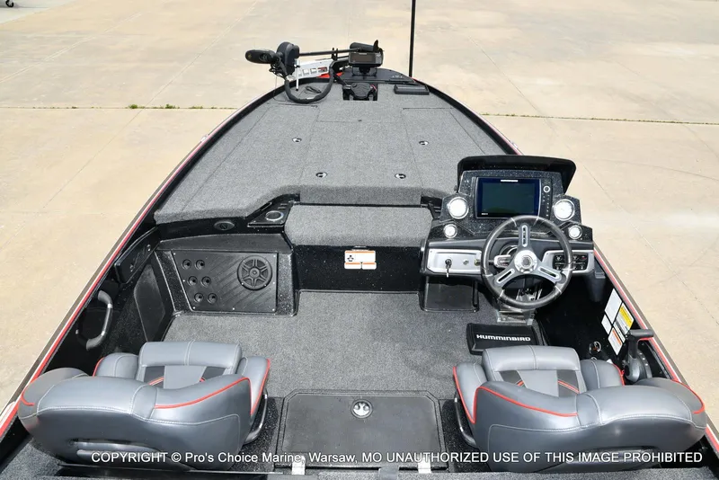 Slide: The Image of 2020 Nitro Z20 Pro boat interior with steering console and seating. - 43