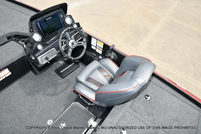 Slide: The Image of 2020 Nitro Z20 Pro boat interior with steering wheel and dashboard controls. - 44
