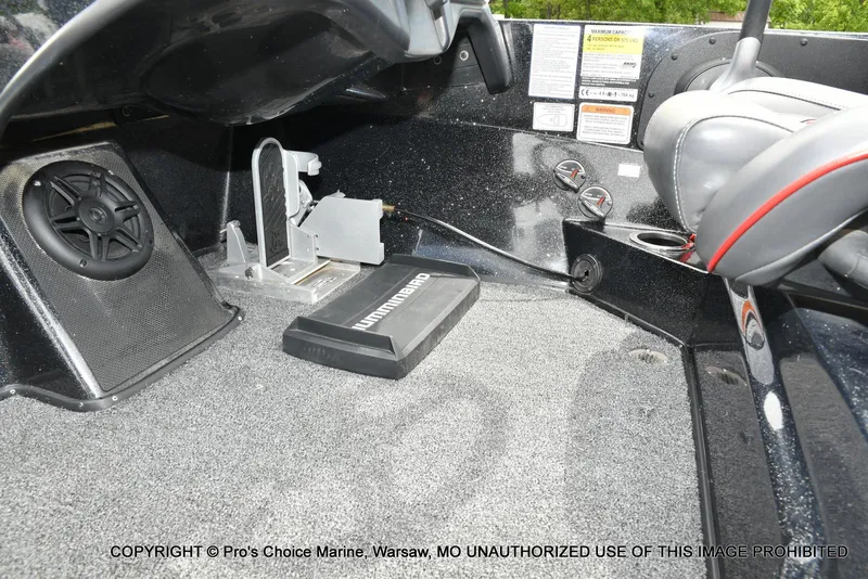 Slide: The Image of Interior of 2020 Nitro Z20 Pro boat with speaker and foot pedal. - 47
