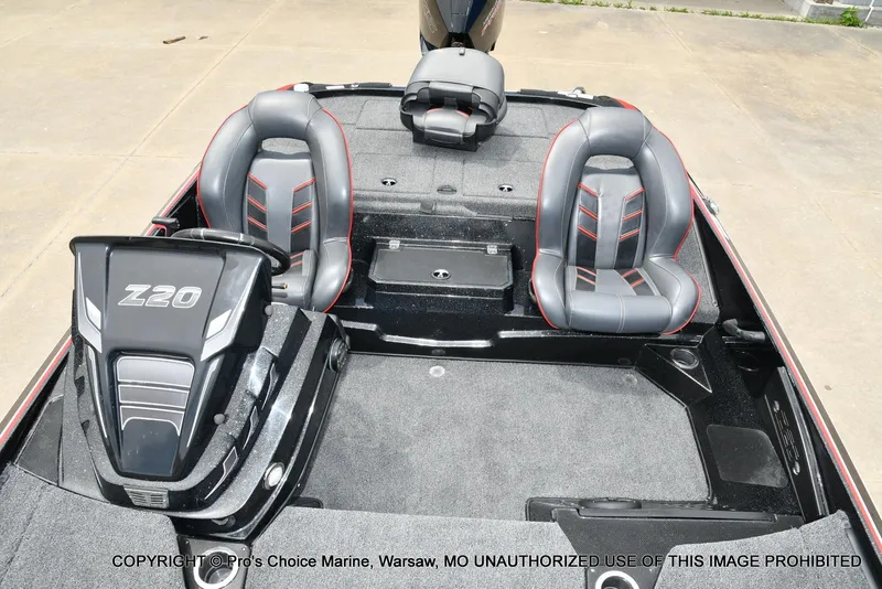 Slide: The Image of Nitro Z20 Pro w/250 Pro-XS 4 Stroke 2020 - 52