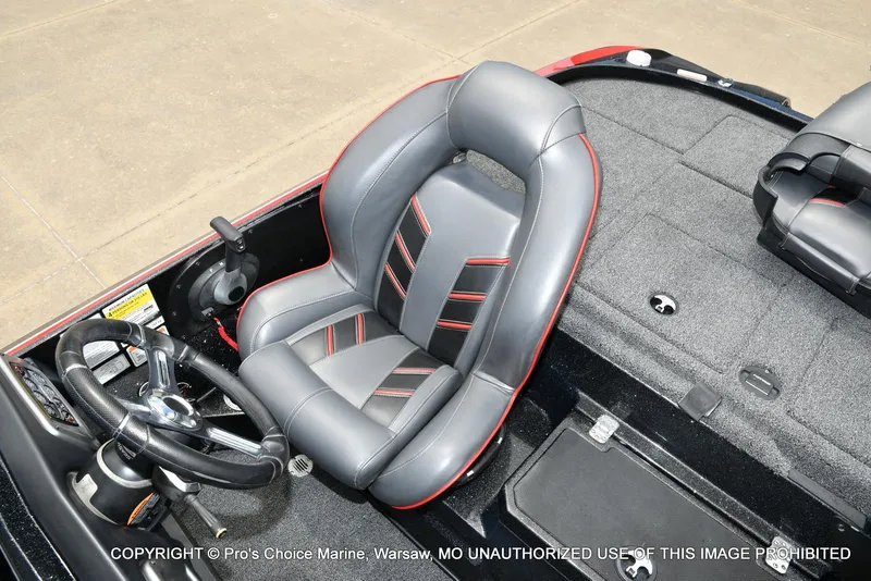 Slide: The Image of Nitro Z20 Pro w/250 Pro-XS 4 Stroke 2020 - 54