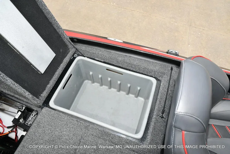 Slide: The Image of Nitro Z20 Pro w/250 Pro-XS 4 Stroke 2020 - 69