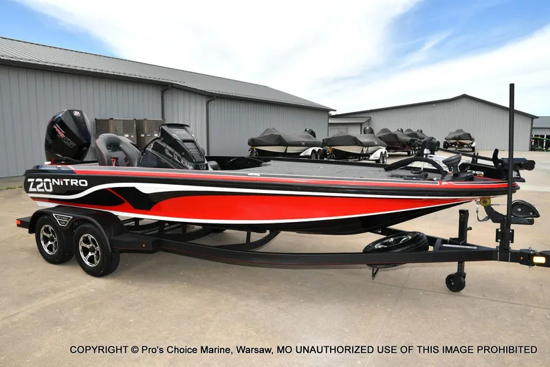 Slide: The Image of Nitro Z20 Pro w/250 Pro-XS 4 Stroke 2020 - 72