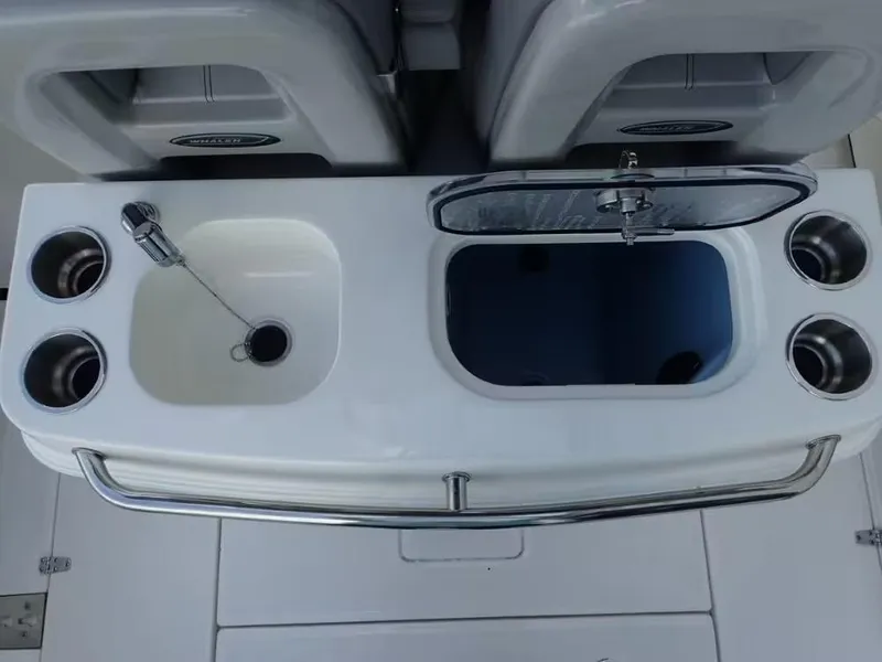 Slide: The Image of Boston Whaler 280 Outrage 2023 - 12