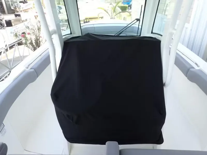 Slide: The Image of Boston Whaler 280 Outrage 2023 - 21