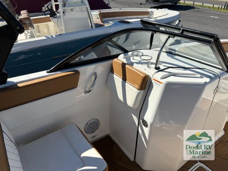 Slide: The Image of DX 2200 2021 - 11