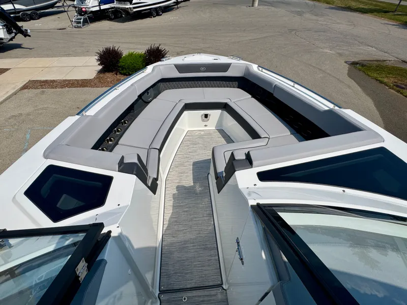 Slide: The Image of Cobalt R35 2024 - 11