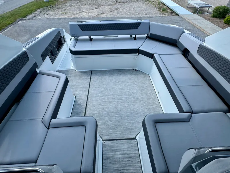 Slide: The Image of Cobalt R35 2024 - 22