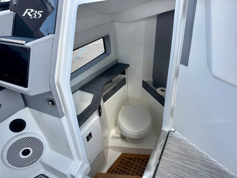 Slide: The Image of Cobalt R35 2024 - 41