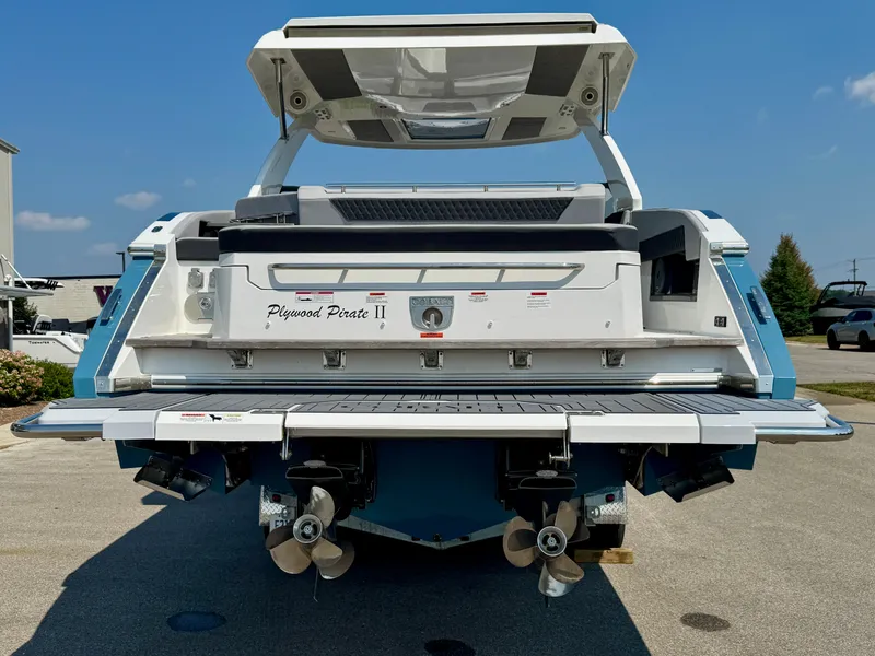 Slide: The Image of Cobalt R35 2024 - 6