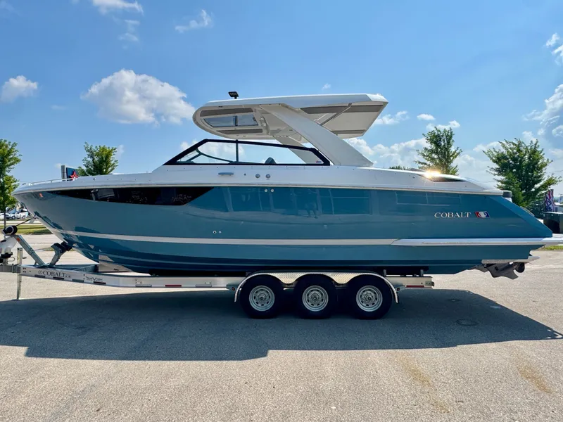 Slide: The Image of Cobalt R35 2024 - 8