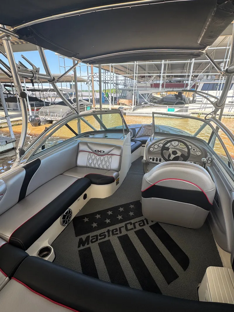 Slide: The Image of MasterCraft XStar 2001 - 16
