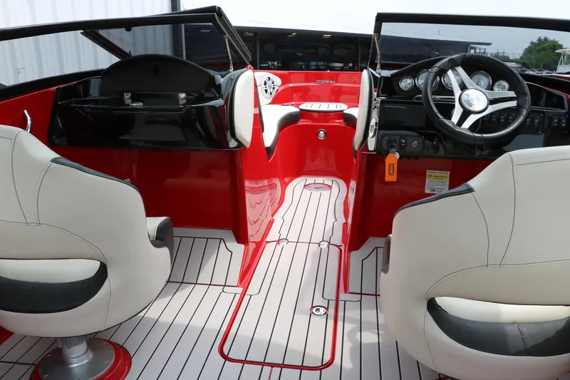 Slide: The Image of Stingray 225 SE 2020 - 23