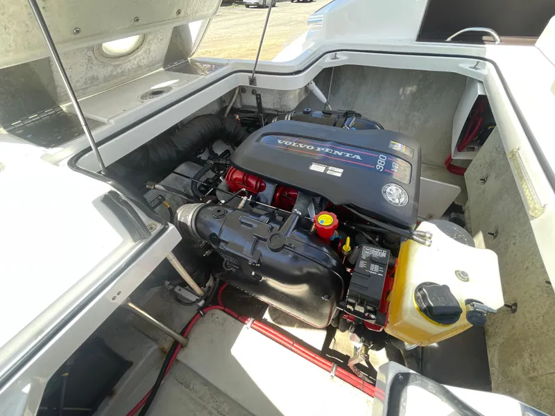 Slide: The Image of 2016 Cobalt R5 boat engine compartment with Volvo Penta engine. - 40
