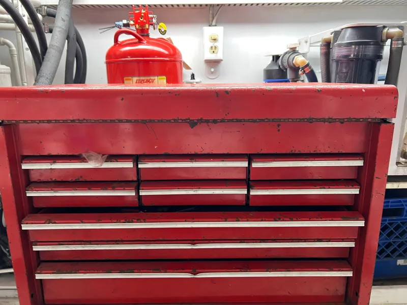 Slide: The Image of Viking 58 Enclosed Bridge 2000 - 67