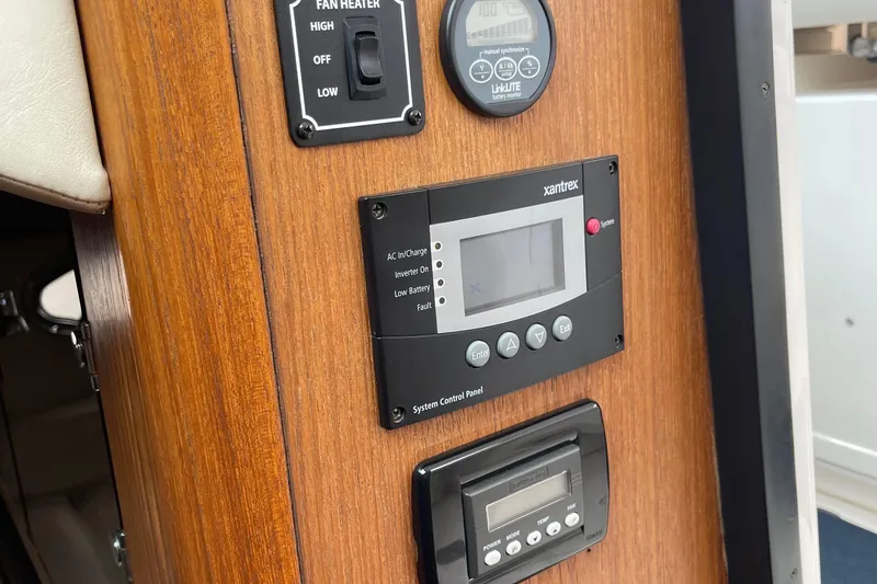 Slide: The Image of Tiara 3500 Open 2003 - 61