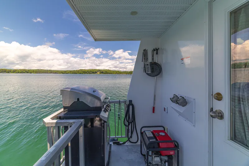 Slide: The Image of Twin Anchors 3010 2016 - 51