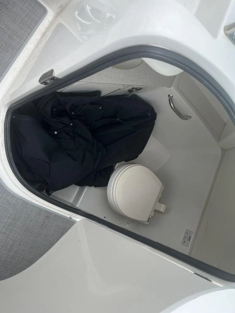 Slide: The Image of Sea Ray 290 Sundeck 2008 - 5