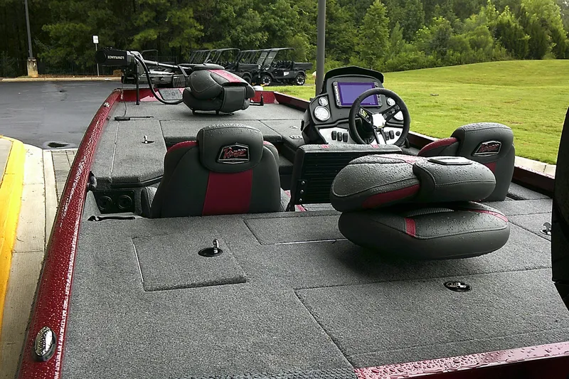 Slide: The Image of 2025 Ranger RT178 fishing boat interior with wet seats and steering console. - 5