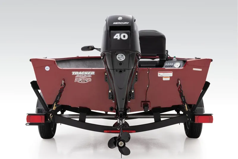 Slide: The Image of Tracker Super Guide V-16 T 2025 - 29