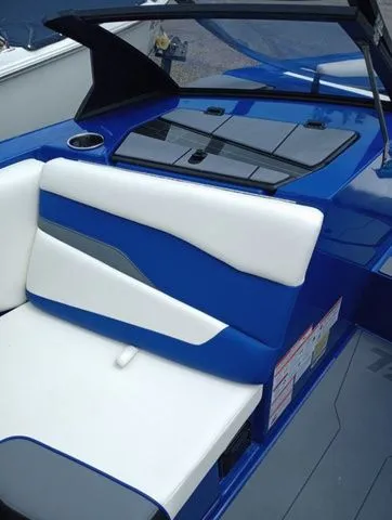 Slide: The Image of Axis Wake Research T220 2025 - 13