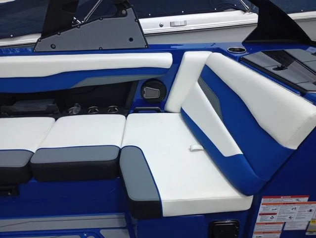 Slide: The Image of Axis Wake Research T220 2025 - 21