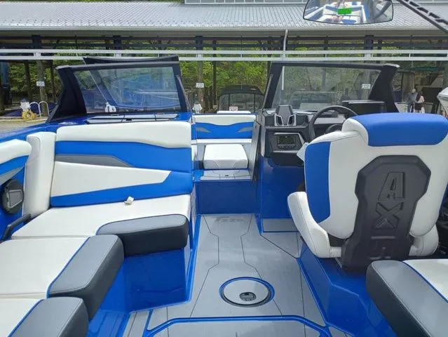 Slide: The Image of Axis Wake Research T220 2025 - 7