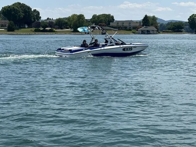 Slide: The Image of Axis Wake Research A225 2023 - 10