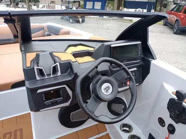 Slide: The Image of Axis Wake Research A20 2025 - 10