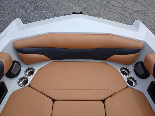 Slide: The Image of Axis Wake Research A20 2025 - 25