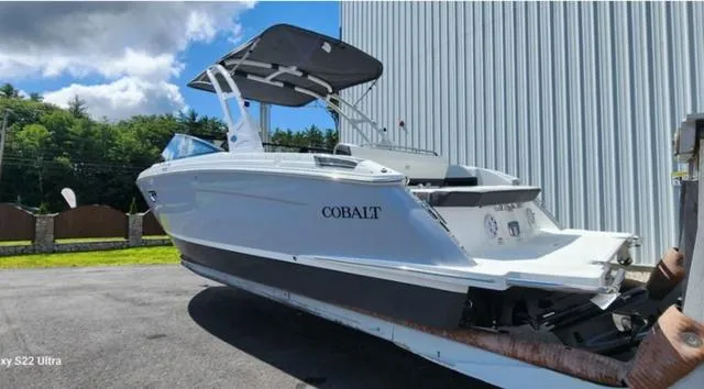 Slide: The Image of Cobalt R8 2025 - 3